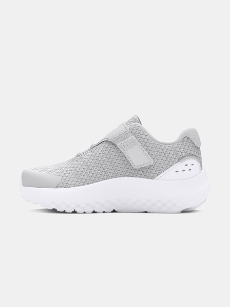 Under Armour Dekliški čevlji Under Armour UA GINF Surge 4 AC
