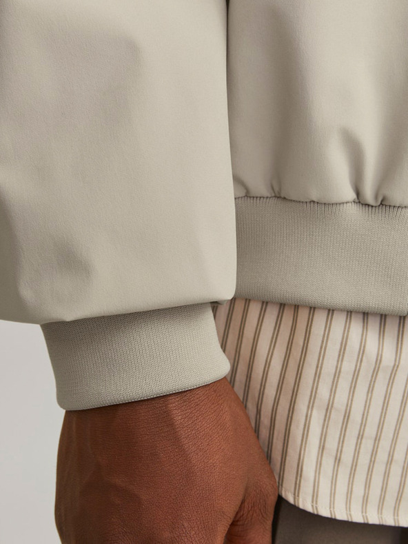 Jack & Jones Jack & Jones JJECHARGE Moška jakna z naramnicami v bež barvi