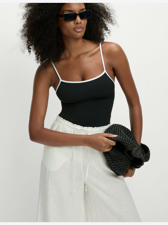 Marks & Spencer Plavke s kontrastno obrobo in kvadratnim izrezom Marks & Spencer črne barve