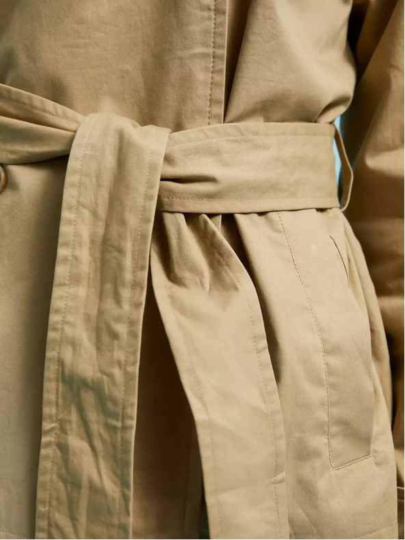 Moodo bež ženski kratek plašč Moodo