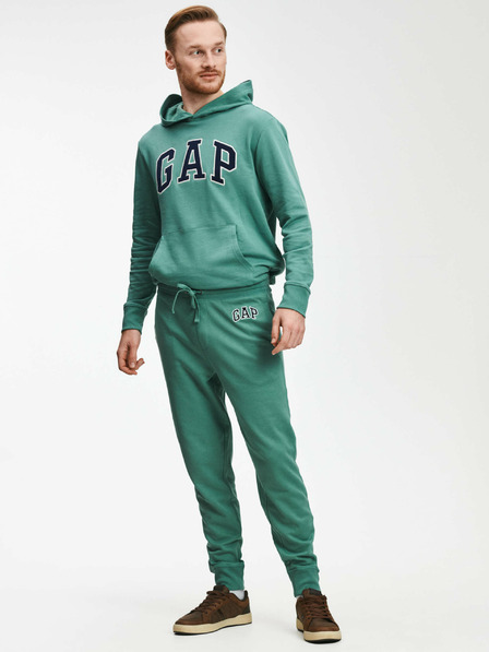 GAP Superge z logotipom GAP