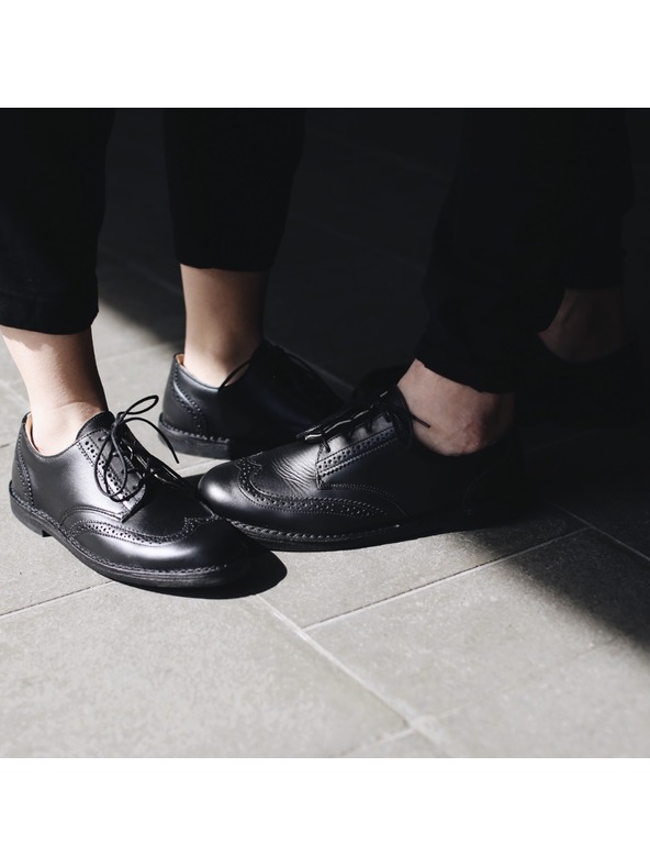 Vasky Moški črni usnjeni pol škornji - pomlad / jesen Čevlji Vasky Brogue Low Noir