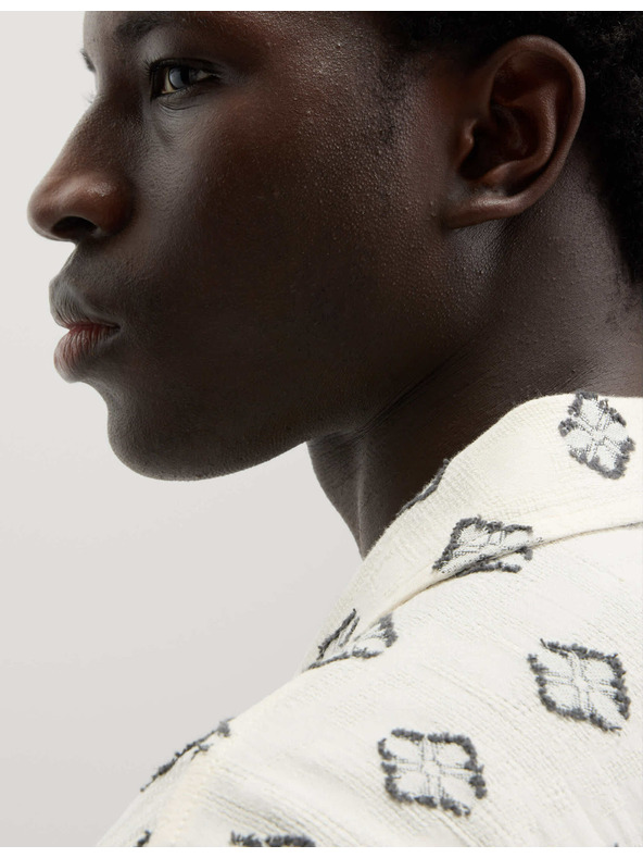 Marks & Spencer Srajca iz čistega bombaža z geometrijskim tiskom Marks & Spencer smetanova