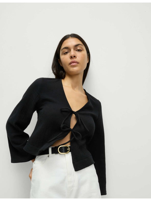 Marks & Spencer Plážový top s V-výstrihom a zaväzovaním vpredu z čistej bavlny Marks & Spencer čierna