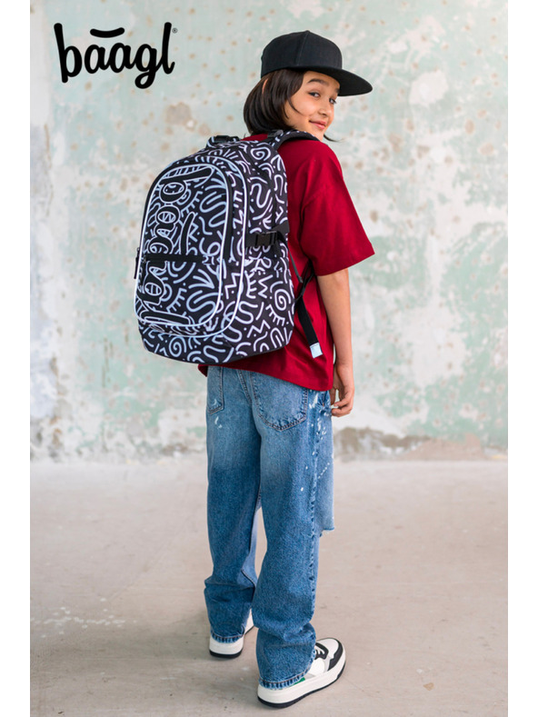 BAAGL  Črni šolski nahrbtnik Baagl Core Element