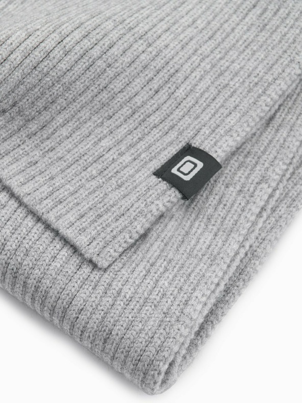 Ombre Clothing Moška enobarvna pletena rebrasta ruta sive barve Ombre Clothing