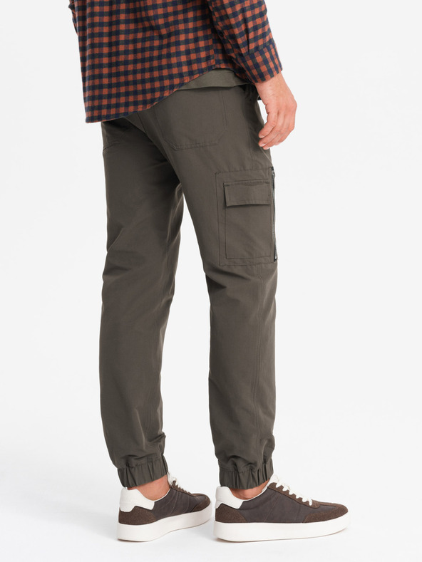 Ombre Clothing Moške jogger hlače z žepi in potiskom temno olivno zelene barve Ombre oblačila