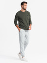 Ombre Clothing Moške pletene trenirke z naborki svetlo sive barve Ombre Clothing