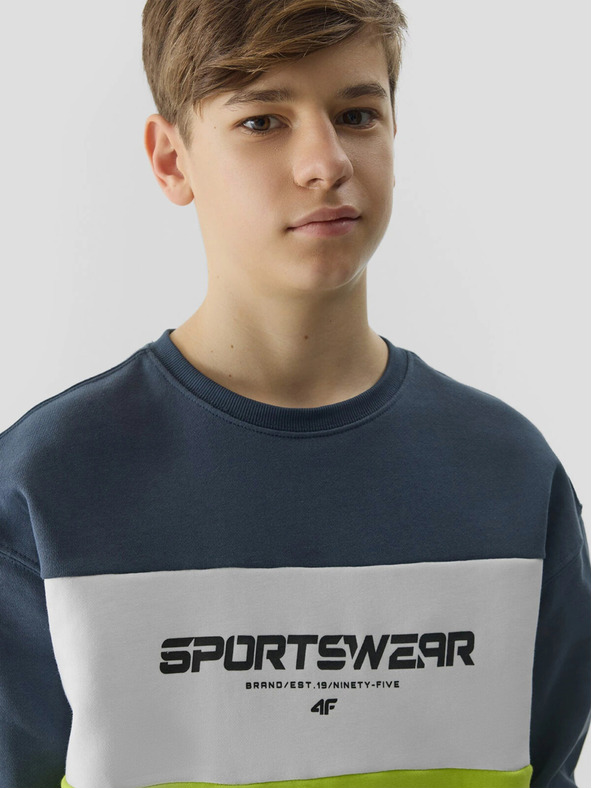 4F Fantovska majica brez zapenjanja in brez kapuce 4F