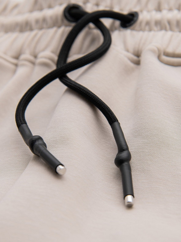 Ombre Clothing Moške športne hlače z rebrastimi manšetami in okrasno zadrgo - peščene Ombre Clothing