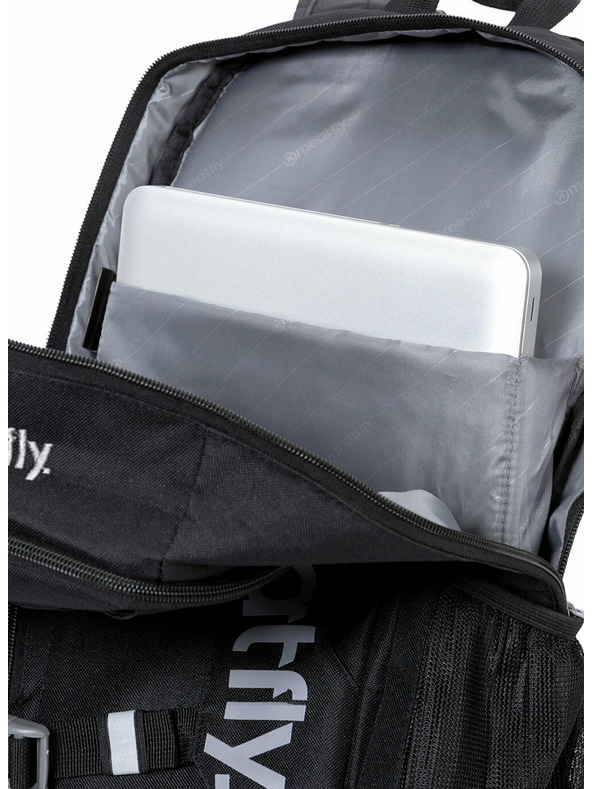 Meatfly Meatfly nahrbtnik Basejumper Black 22 L + PERESNICA GRATIS | Črna | Prostornina 22 L