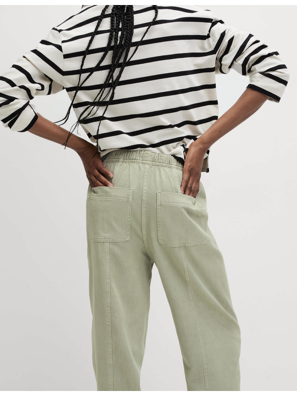 Marks & Spencer Farbené navliekacie nohavice zúženého strihu so sťahovacou šnúrkou Marks & Spencer zelená