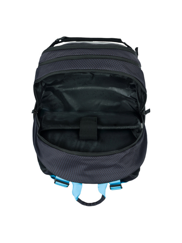BAAGL  Črn šolski nahrbtnik Skate Bluelight Baagl