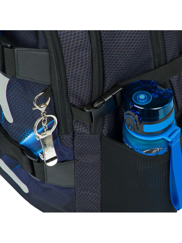 BAAGL  Črn šolski nahrbtnik Skate Bluelight Baagl