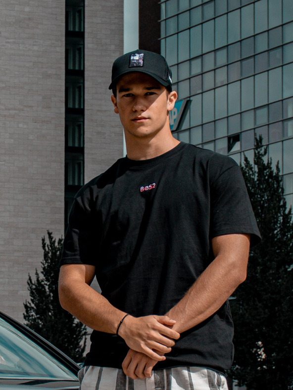 Be52 Be52 Wagon kapa premium črna