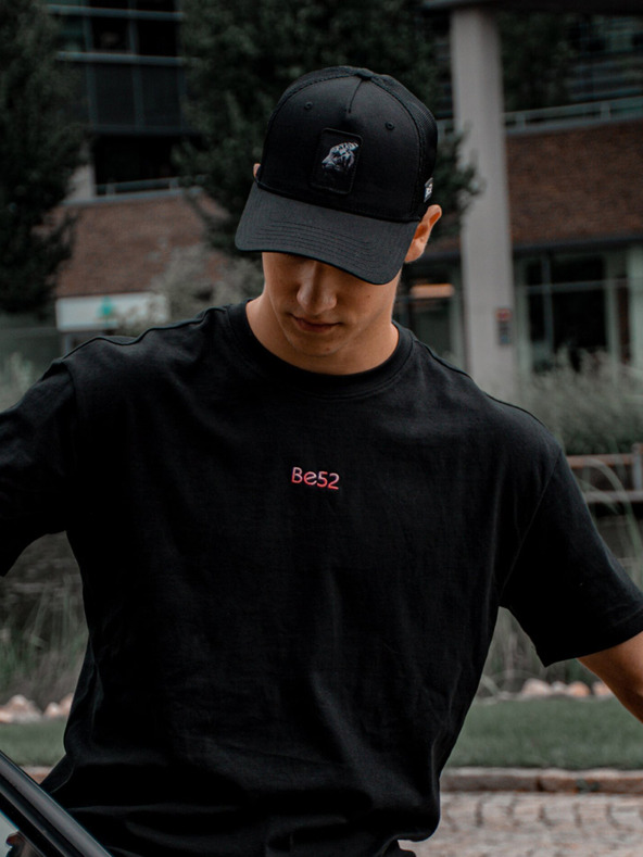 Be52 Be52 Tiger kapa premium črna