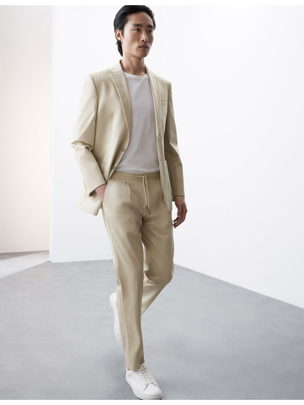 Marks & Spencer Lahke funkcionalne hlače, rahlo razširjenega kroja Marks & Spencer bež