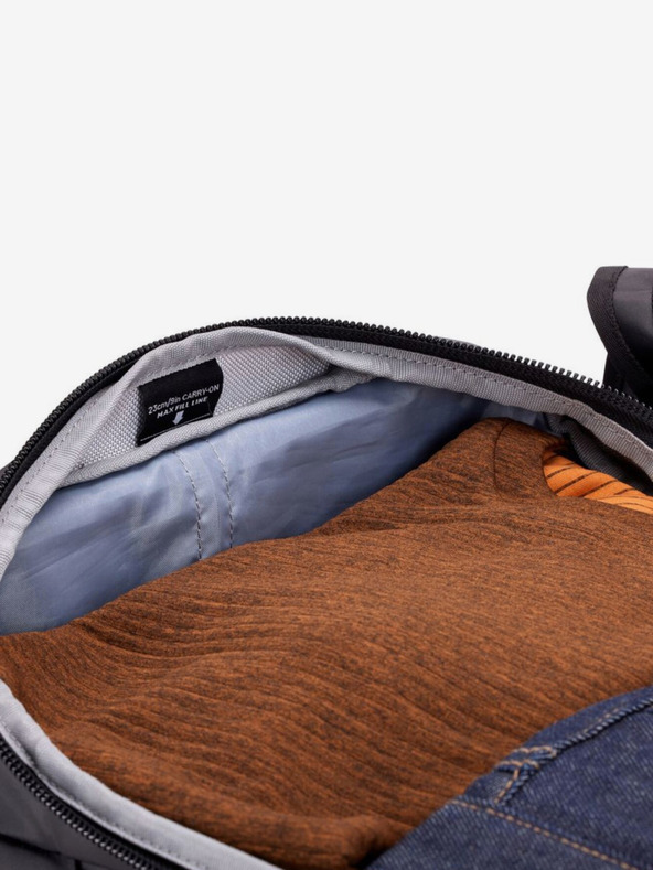 Thule Črna Thule Chasm Prenosna potovalna torba z rolojem (40 l)