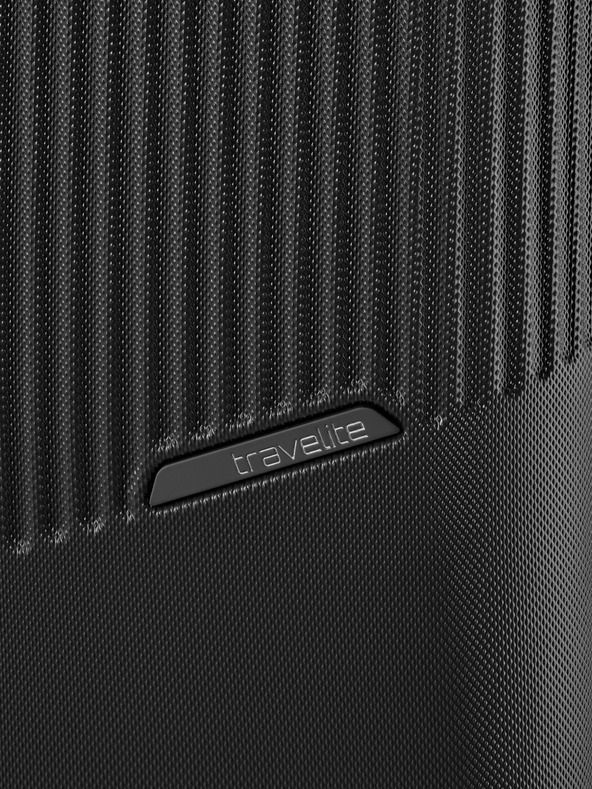 Travelite Črn potovalni kovček Travelite Bali S Black