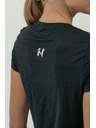 Nebbia FIT Activewear Majica "Airy" z odsevnim logotipom 438 Nebbia