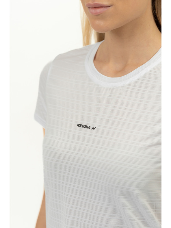 Nebbia FIT Activewear Majica "Airy" z odsevnim logotipom 438 Nebbia