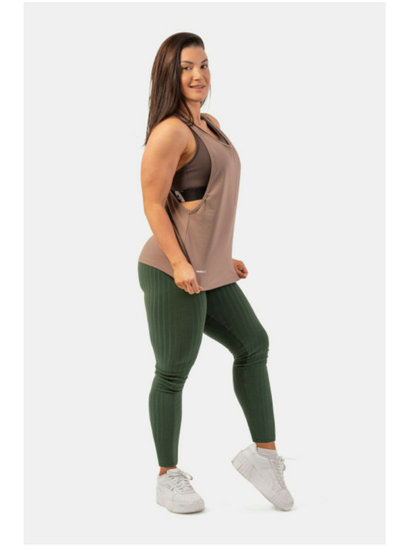 Nebbia Prosta majica "Feeling Good" s prečko na hrbtu 419 Brown Nebbia