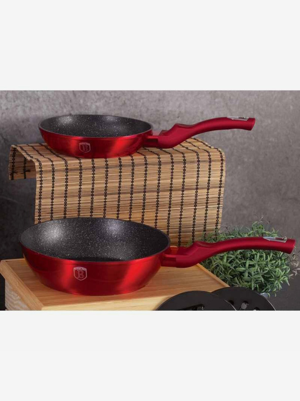 Berlingerhaus Garnitura posode z marmornato površino 17 kosov Burgundy Metallic Line BERLINGERHAUS