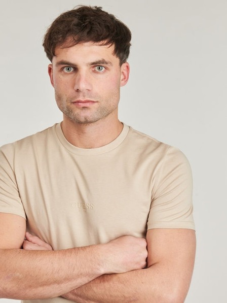 Guess Jeans Moška bež slim fit majica G1DR Guess jeans