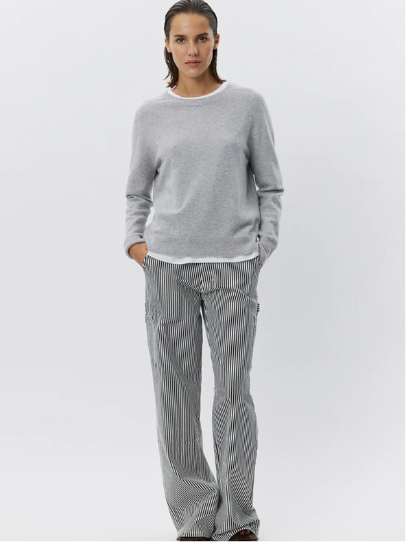 Sofie Schnoor Bele in črne črtaste ženske hlače Sofie Schnoor