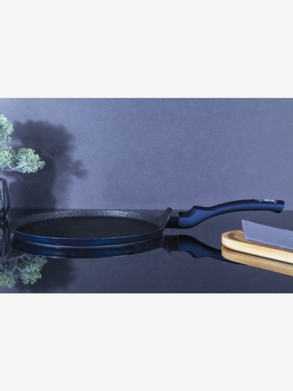 Berlingerhaus Ponev za palačinke z marmornato površino 28 cm BERLINGERHAUS Metallic Line Aquamarine Edition