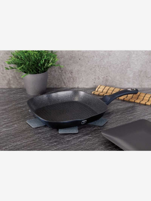 Berlingerhaus Ponev za peko na žaru s površino iz marmorja 28 cm BERLINGERHAUS Metallic Line Aquamarine Edition