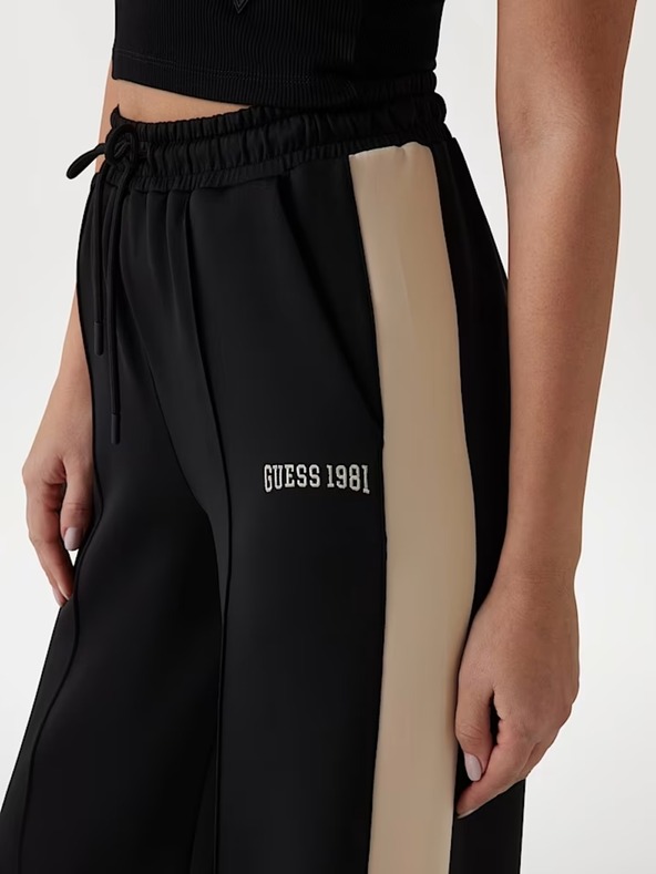 Guess Jeans Ženske črne ravne jogger hlače Guess jeans
