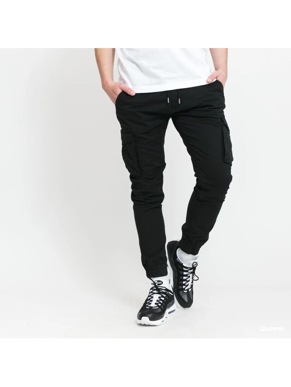 Alpha Industries Moške črne trenirka Alpha Industries Cotton Twill Jogger