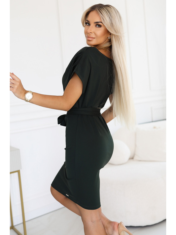 numoco ROXI obleka z asimetrično krilo in pasom