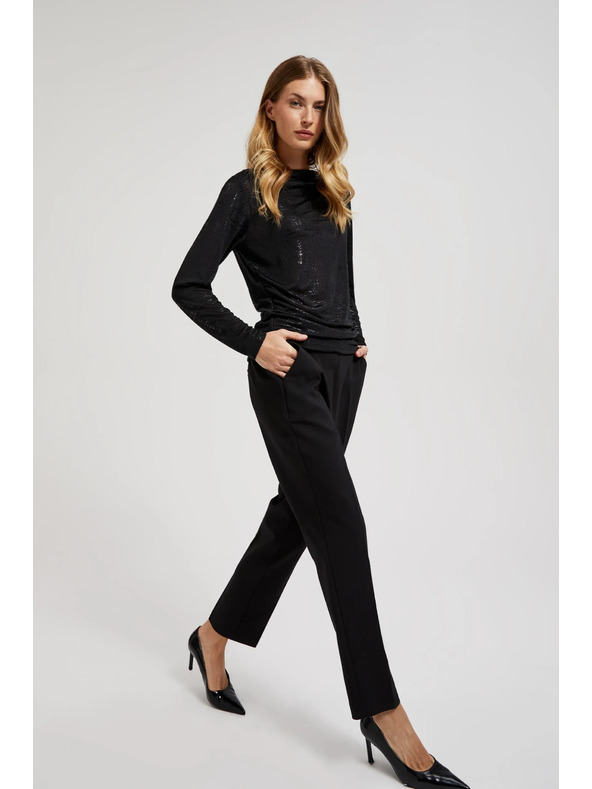 Moodo Črna bluza z nagubanim izrezom in dolgimi rokavi