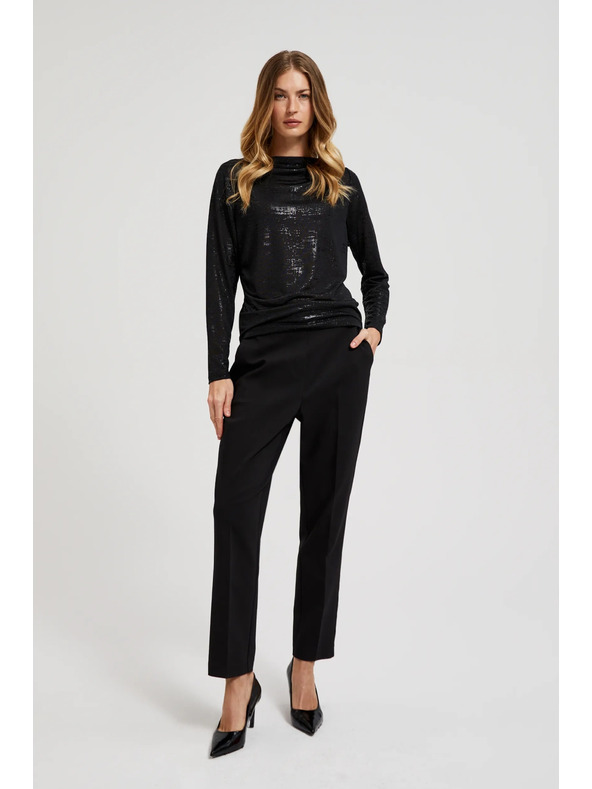 Moodo Črna bluza z nagubanim izrezom in dolgimi rokavi