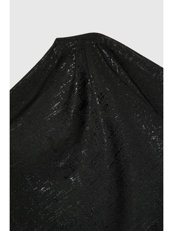 Moodo Črna bluza z nagubanim izrezom in dolgimi rokavi