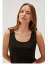 Moodo Črn ženski top