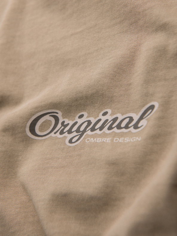 Ombre Clothing Bombažno majico s tiskom na prsih in hrbtu - temno bež