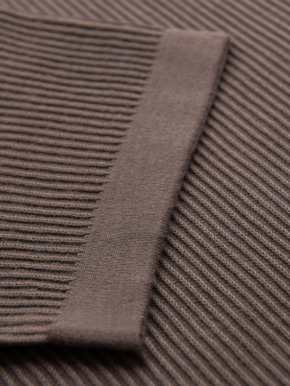 Ombre Clothing Moško pleteno majico z gumbi pri izrezu - sivo