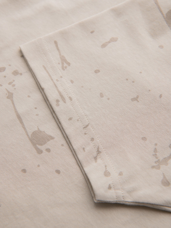 Ombre Clothing Moško majico s tiskom in okroglim izrezom - kremno