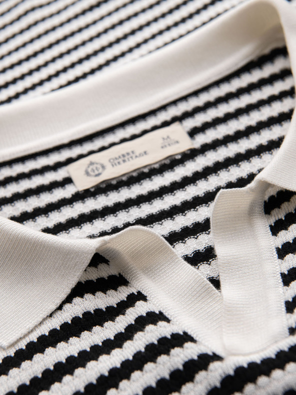 Ombre Clothing Moška pletena polo majica brez gumbov v mornarskih črtah - črno-bela