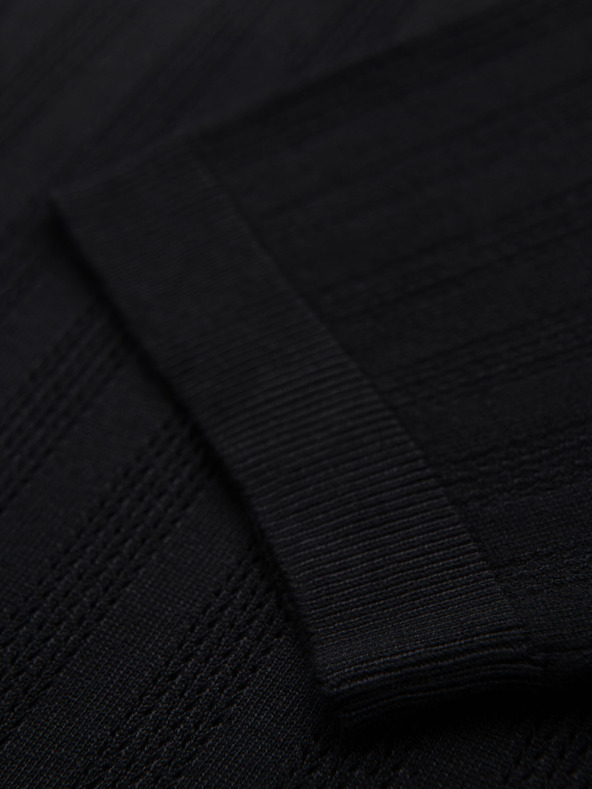 Ombre Clothing Moški pulover z okroglim izrezom in kratkimi rokavi - črn