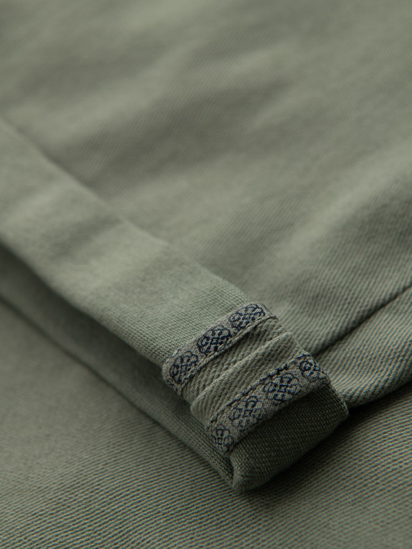 Ombre Clothing Moške klasične jeans kratke hlače z zavihano hlačnico - svetlo olivne