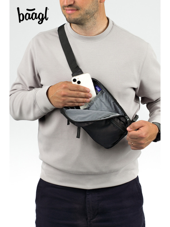 BAAGL  BAAGL Ledvinka Go Black GRS