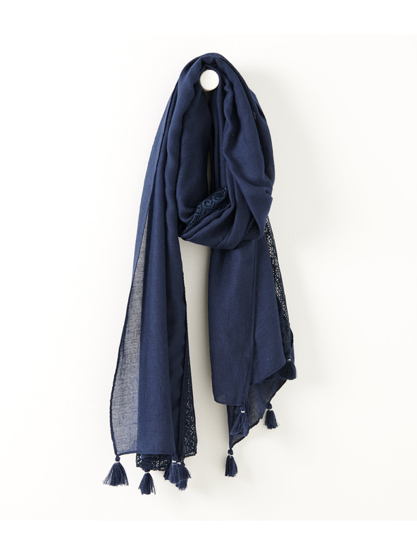 CAMAIEU Črn šal CAMAIEU