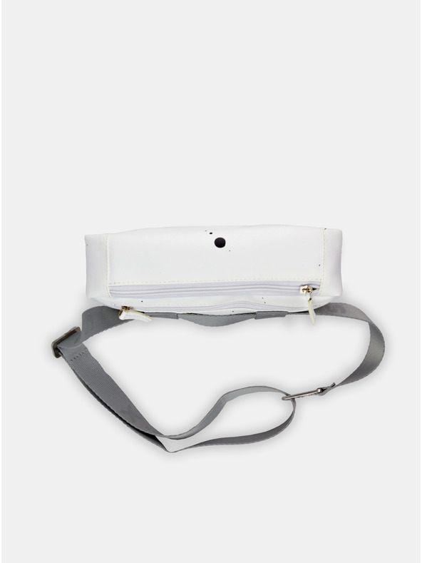 Xiss Xiss Bela ledvičkana brizgana bela