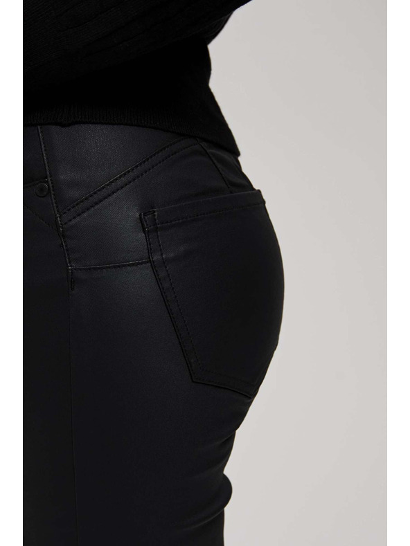 Moodo Črne usnjene slim hlače