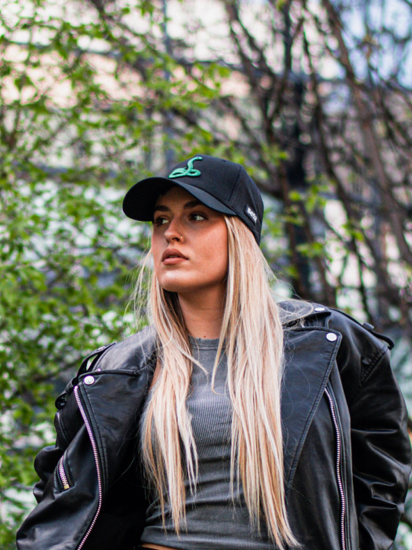 Be52 Be52 Snake kšiltovka premium črna/zelena