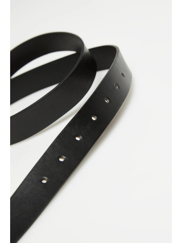 Moodo Črn pas z zlato sponko